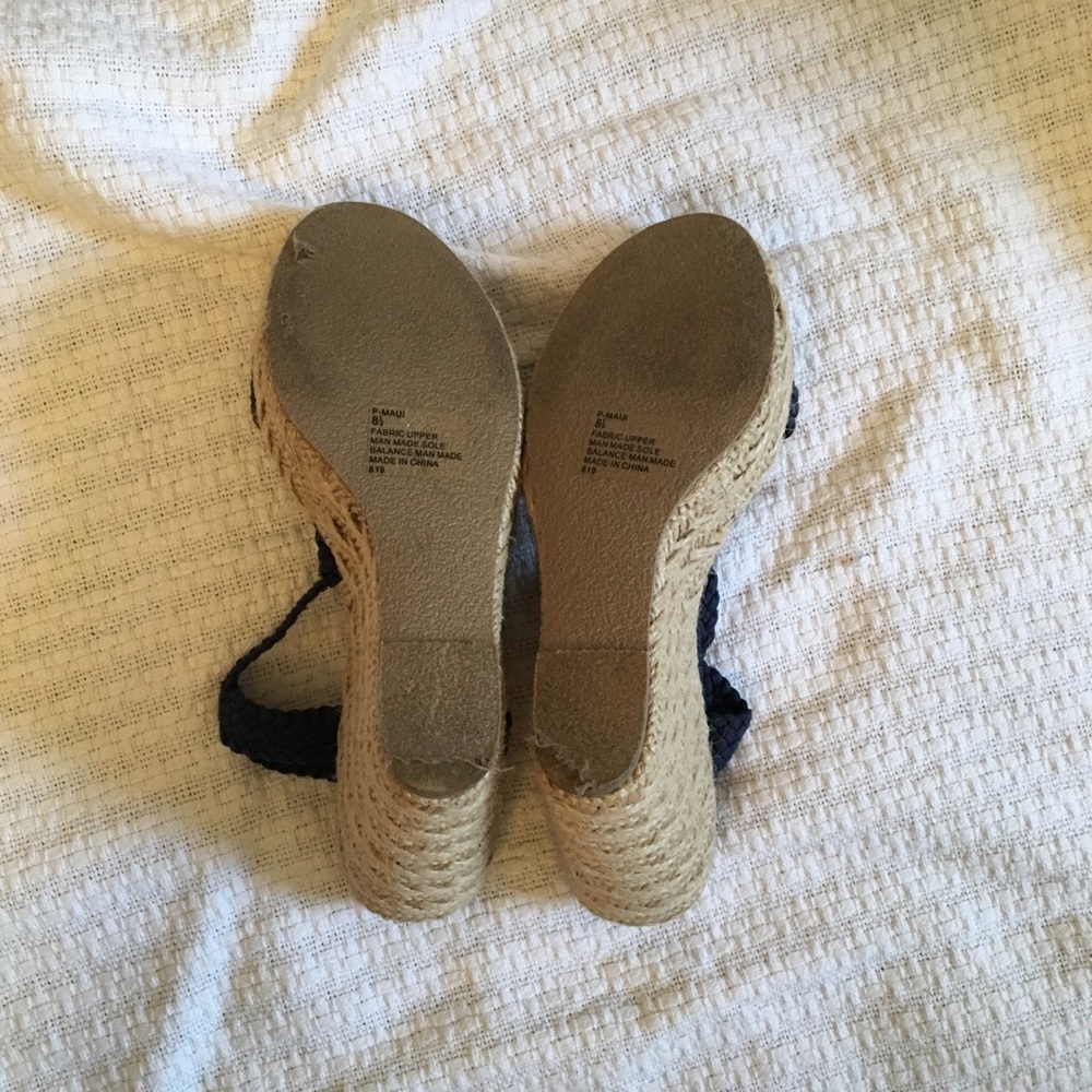 Navy Steve Madden Wedge Shoe - Picture 5 of 5